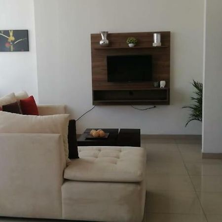 Departamento En El Centro De Manta Apartment Bagian luar foto