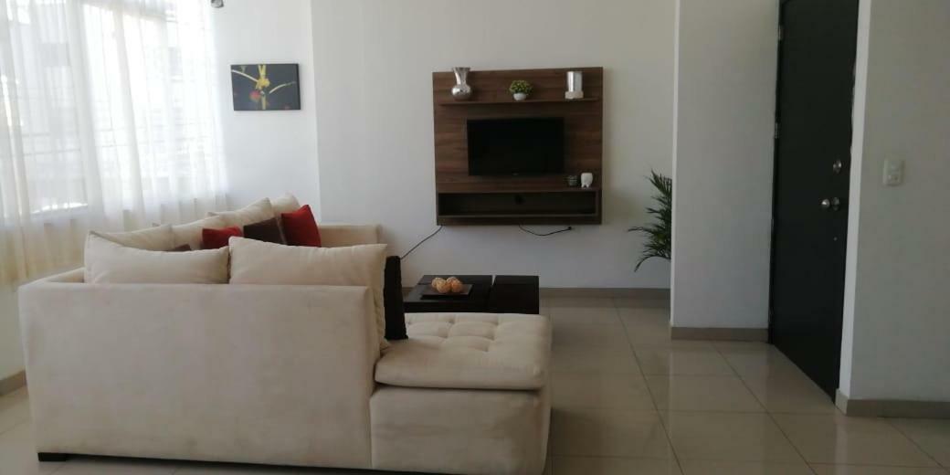 Departamento En El Centro De Manta Apartment Bagian luar foto